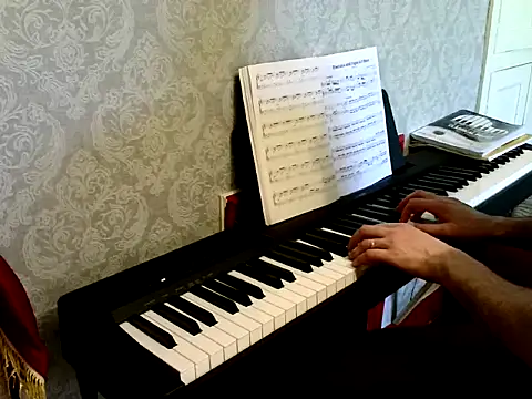 Snapshot of MrStraightDik chatting on 02/04/25, 12:44 MrStraightDik online show from 02/04/25, 12:44