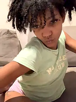 Laanegraofficial  online show from 10/20/25, 05:46