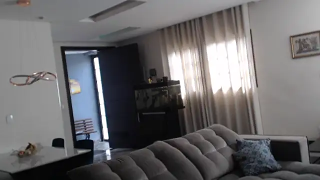 Snapshot of Sarahmonesexy chatting on 10/14/25, 06:20 Sarahmonesexy online show from 10/14/25, 06:20