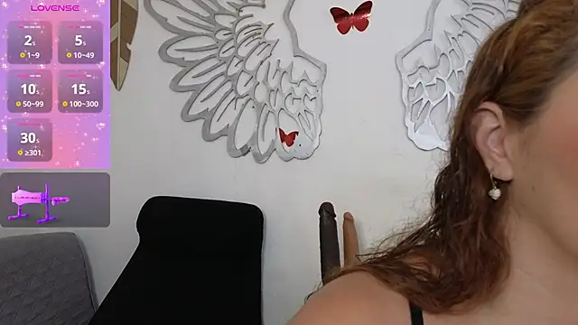 Snapshot of avatomas_02 chatting on 04/11/26, 01:04 avatomas 02 online show from 04/11/26, 01:04