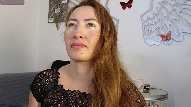 Snapshot of avatomas_02 chatting on 04/14/26, 04:51 avatomas 02 online show from 04/14/26, 04:51