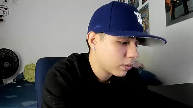 Snapshot of nathan_x1 chatting on 02/10/26, 02:37 nathan x1 online show from 02/10/26, 02:37