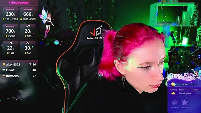 Snapshot of _HelenCarter chatting on 01/04/25, 02:35 HelenCarter online show from 01/04/25, 02:35