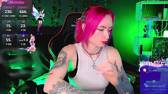 Snapshot of _HelenCarter chatting on 01/11/25, 07:59 HelenCarter online show from 01/11/25, 07:59