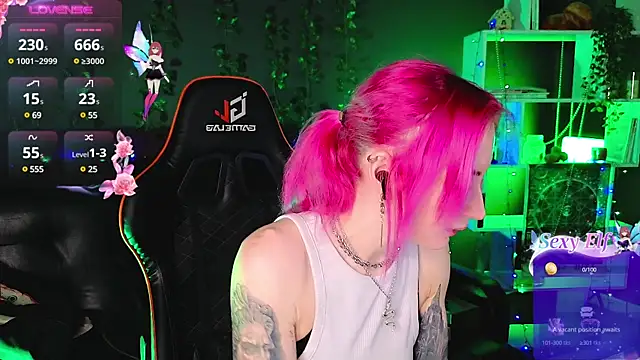 Snapshot of _HelenCarter chatting on 01/14/25, 08:37 HelenCarter online show from 01/14/25, 08:37