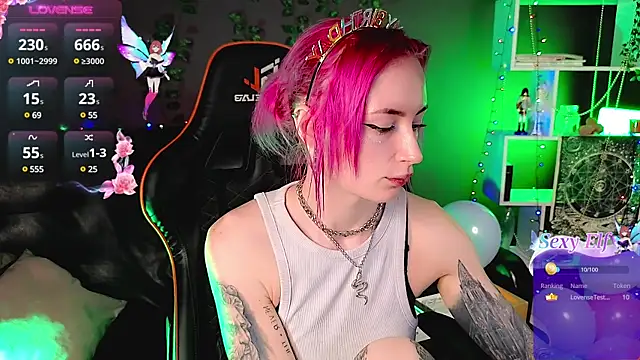 Snapshot of _HelenCarter chatting on 01/15/25, 08:37 HelenCarter online show from 01/15/25, 08:37