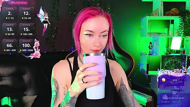 Snapshot of _HelenCarter chatting on 01/21/25, 08:32 HelenCarter online show from 01/21/25, 08:32