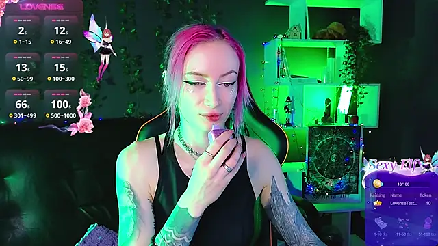 Snapshot of _HelenCarter chatting on 01/26/25, 08:45 HelenCarter online show from 01/26/25, 08:45