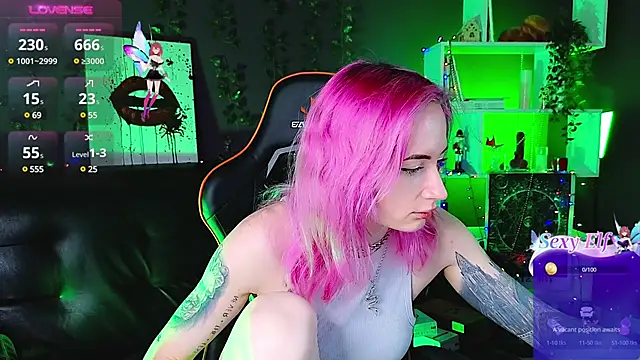 Snapshot of _HelenCarter chatting on 02/10/25, 08:42 HelenCarter online show from 02/10/25, 08:42