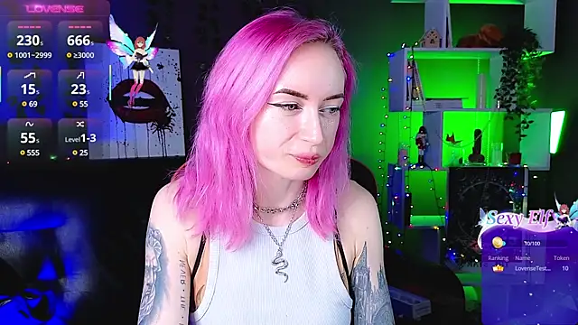 Snapshot of _HelenCarter chatting on 02/11/25, 08:42 HelenCarter online show from 02/11/25, 08:42