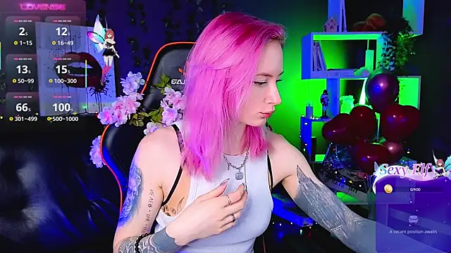 Snapshot of _HelenCarter chatting on 02/15/25, 08:43 HelenCarter online show from 02/15/25, 08:43