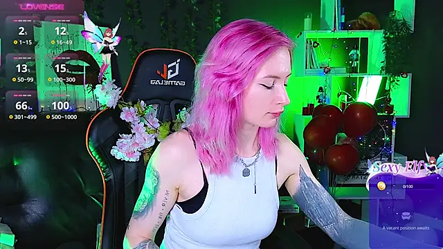 Snapshot of _HelenCarter chatting on 02/18/25, 08:47 HelenCarter online show from 02/18/25, 08:47