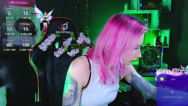 Snapshot of _HelenCarter chatting on 02/23/25, 08:55 HelenCarter online show from 02/23/25, 08:55