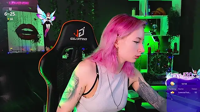 Snapshot of _HelenCarter chatting on 02/27/25, 08:53 HelenCarter online show from 02/27/25, 08:53