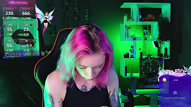 Snapshot of _HelenCarter chatting on 02/28/25, 08:28 HelenCarter online show from 02/28/25, 08:28