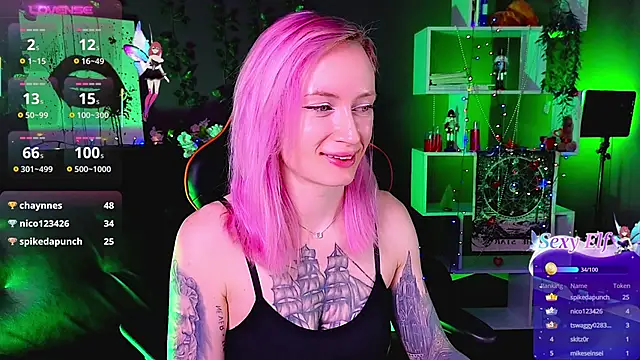 Snapshot of _HelenCarter chatting on 03/09/25, 11:46 HelenCarter online show from 03/09/25, 11:46