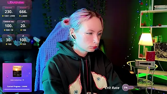 Snapshot of _HelenCarter chatting on 09/28/25, 08:47 HelenCarter online show from 09/28/25, 08:47