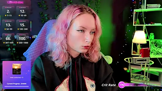 Snapshot of _HelenCarter chatting on 10/06/25, 09:01 HelenCarter online show from 10/06/25, 09:01