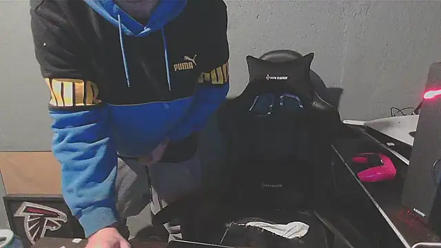 Snapshot of Superoz77 chatting on 12/24/24, 05:38 Superoz77 online show from 12/24/24, 05:38