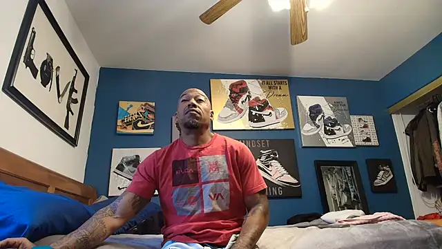 Snapshot of athephenomenal1 chatting on 11/08/25, 06:40 athephenomenal1 online show from 11/08/25, 06:40