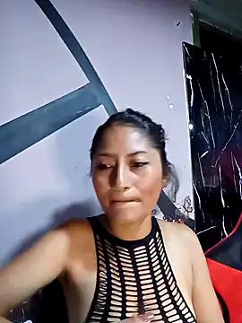 Snapshot of AdelinaMiran90 chatting on 01/26/25, 06:28 AdelinaMiran90 online show from 01/26/25, 06:28