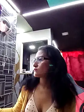 Snapshot of AdelinaMiran90 chatting on 09/14/25, 05:45 AdelinaMiran90 online show from 09/14/25, 05:45