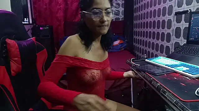 Snapshot of AdelinaMiran90 chatting on 03/06/26, 03:58 AdelinaMiran90 online show from 03/06/26, 03:58