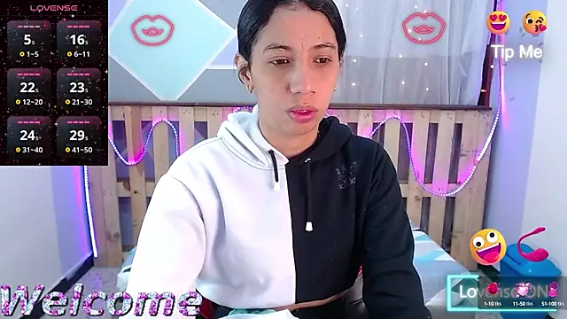 Lina10 online show from 01/28/25, 07:42