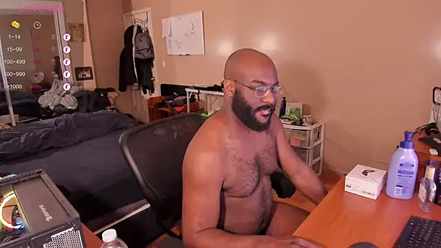 Snapshot of MrChuckDailyXXX chatting on 02/17/25, 05:36 MrChuckDailyXXX online show from 02/17/25, 05:36