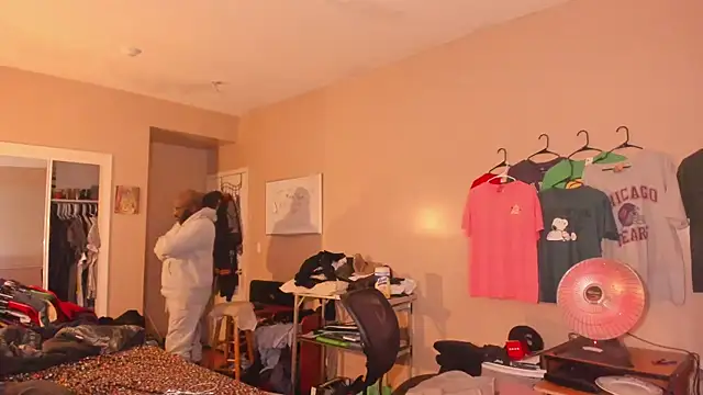 MrChuckDailyXXX online show from 01/07/26, 07:44