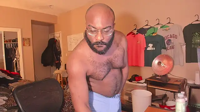 MrChuckDailyXXX online show from 01/13/26, 05:35