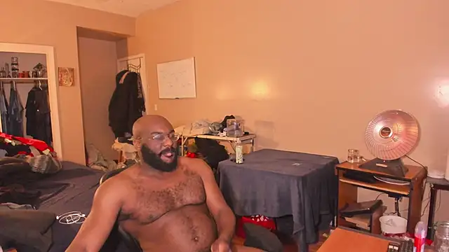 Snapshot of MrChuckDailyXXX chatting on 02/20/26, 10:16 MrChuckDailyXXX online show from 02/20/26, 10:16