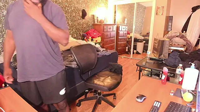 MrChuckDailyXXX online show from 07/15/26, 10:53