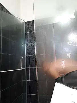 Rober2230 online show from 12/24/24, 03:38