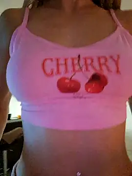 Snapshot of EileX_official chatting on 03/22/26, 05:27 EileX official online show from 03/22/26, 05:27