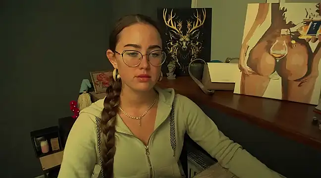 luxie milady online show from 12/19/24, 01:18