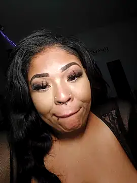 Snapshot of uniquechina69 chatting on 03/08/25, 05:49 uniquechina69 online show from 03/08/25, 05:49