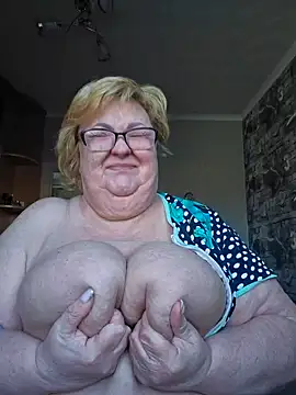 Awn290668 online show from 02/21/25, 06:51