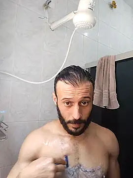 LopeseLua online show from 10/26/25, 01:06