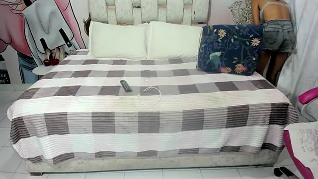 EMMA SWEETT1 online show from 03/15/25, 03:27