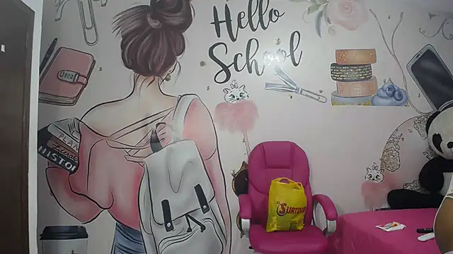 EMMA SWEETT1 online show from 09/24/25, 12:30