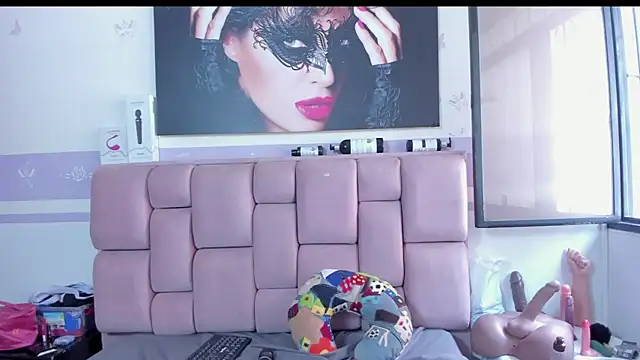 RoxetteMature online show from 03/12/25, 06:00