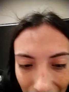 Snapshot of Mayer_09 chatting on 01/01/25, 04:29 Mayer 09 online show from 01/01/25, 04:29