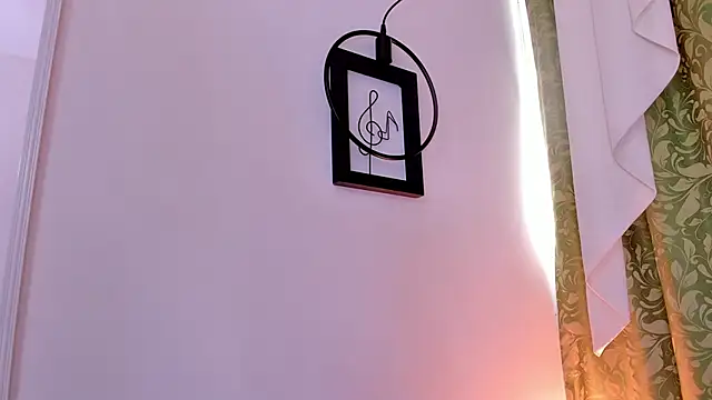 dilan scootk  online show from 01/12/26, 07:41