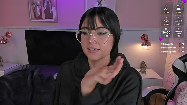 naoko kirino online show from 02/28/25, 06:09