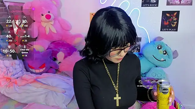 Snapshot of naoko_kirino chatting on 04/08/26, 02:11 naoko kirino online show from 04/08/26, 02:11