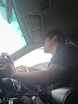 Snapshot of kisstoyousoon2024 chatting on 12/20/25, 05:47 kisstoyousoon2024 online show from 12/20/25, 05:47