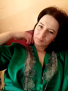 Snapshot of MriaLove31 chatting on 12/13/24, 11:23 MriaLove31 online show from 12/13/24, 11:23