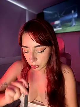 Snapshot of veronicaapink chatting on 12/03/25, 09:24 veronicaapink online show from 12/03/25, 09:24