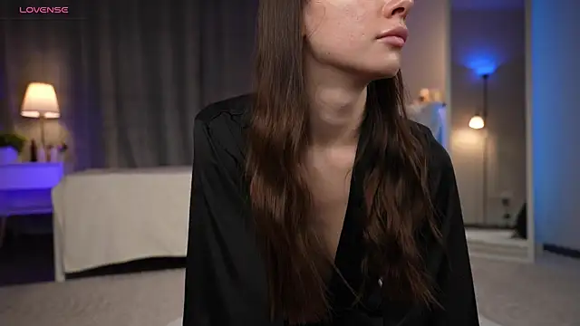 Amely Young online show from 11/21/25, 01:48